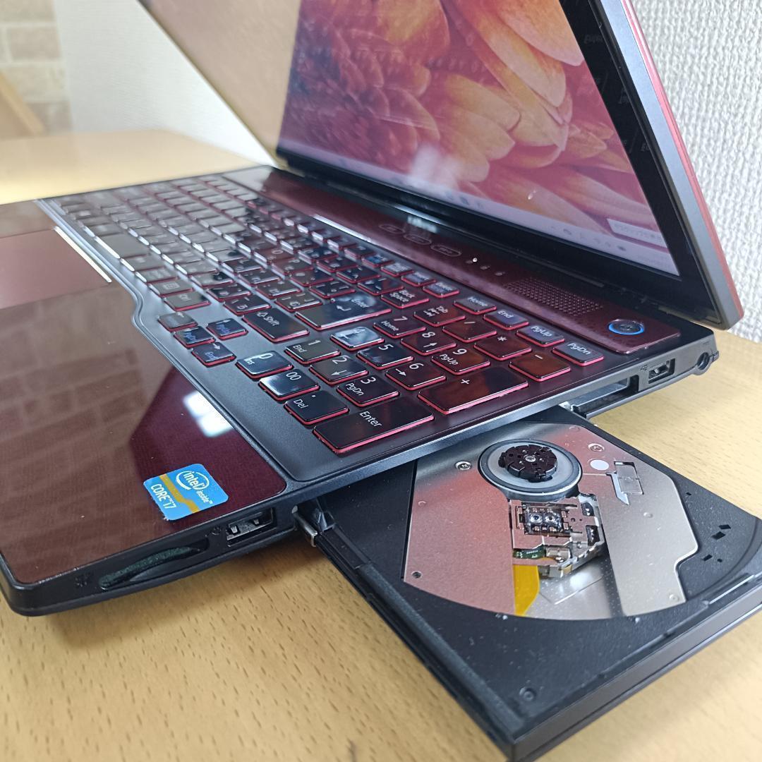 Windows11 Core i7 ノートPC SSD メモリ8GB 富士通 赤