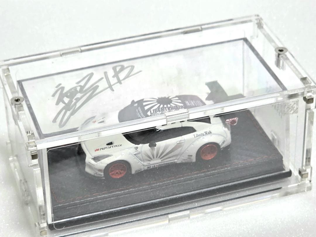 MINIGT リバティーウォーク 71サイン入り