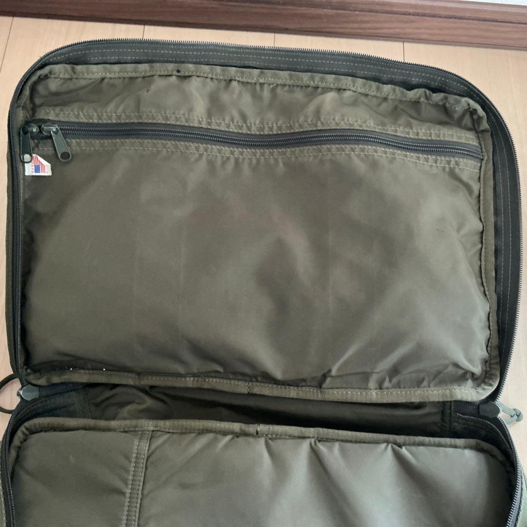 BRIEFING NEO TRINITY LINER レンジャーグリーン