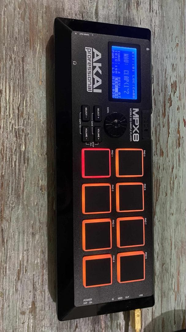 ■ 11月のセール - AKAI MPX8 サンプラー