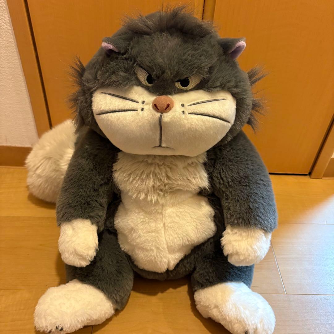 ディズニーストア　ルシファー　ぬいぐるみ