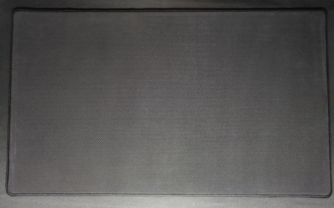 ヴァレンティノ プレイマット Valentino Hazbin Hotel