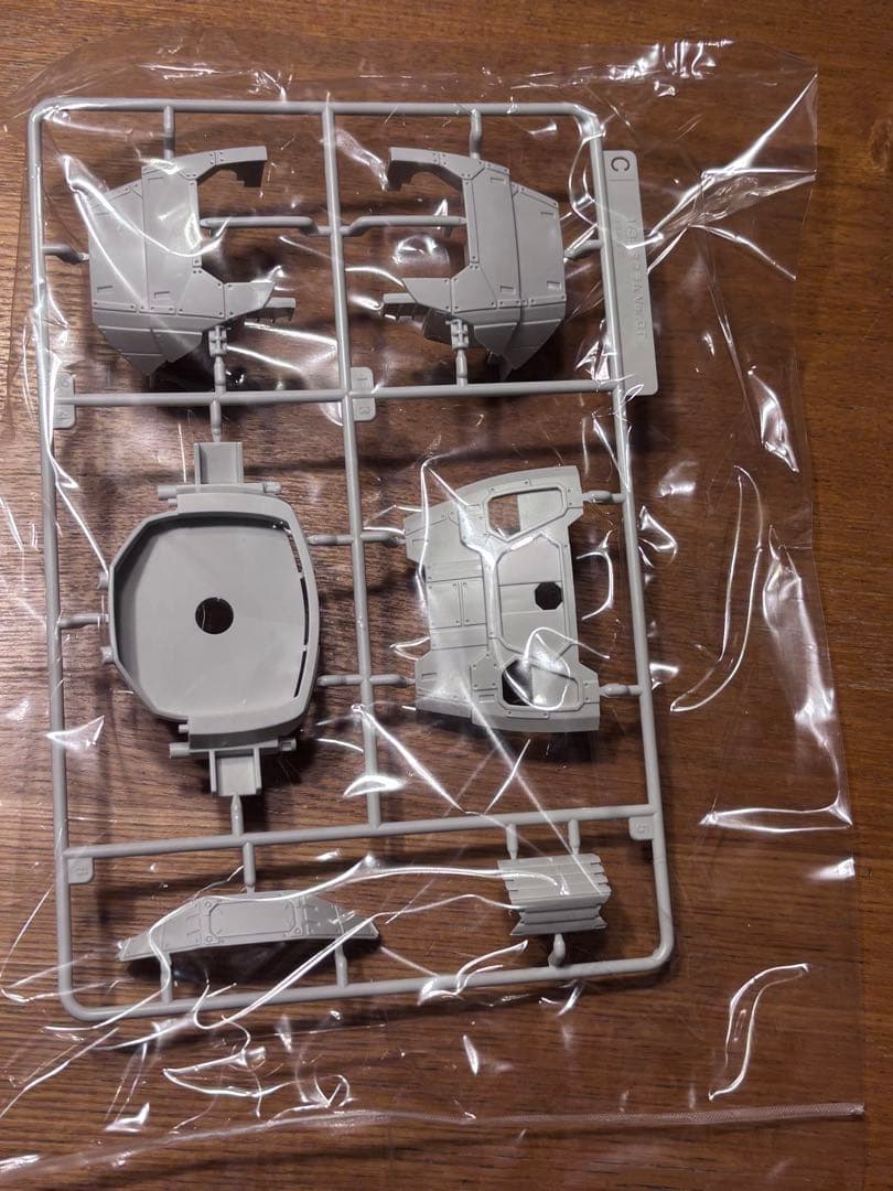 新品　PLAMAX 1/35 コンバットアーマー　ダグラムVer.GTプラモデル