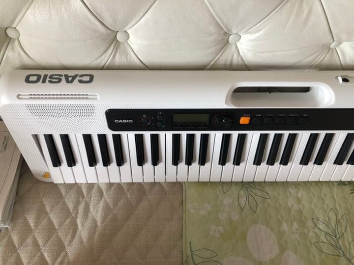CASIO CT-S200WE カシオ電子ピアノ美品