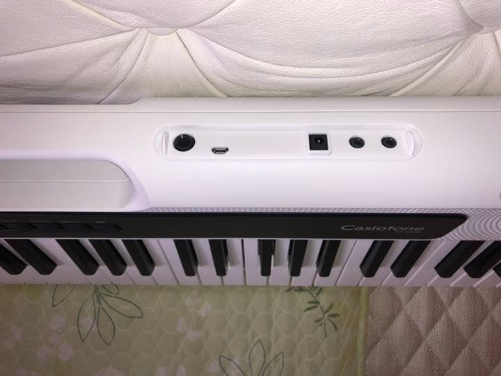 CASIO CT-S200WE カシオ電子ピアノ美品