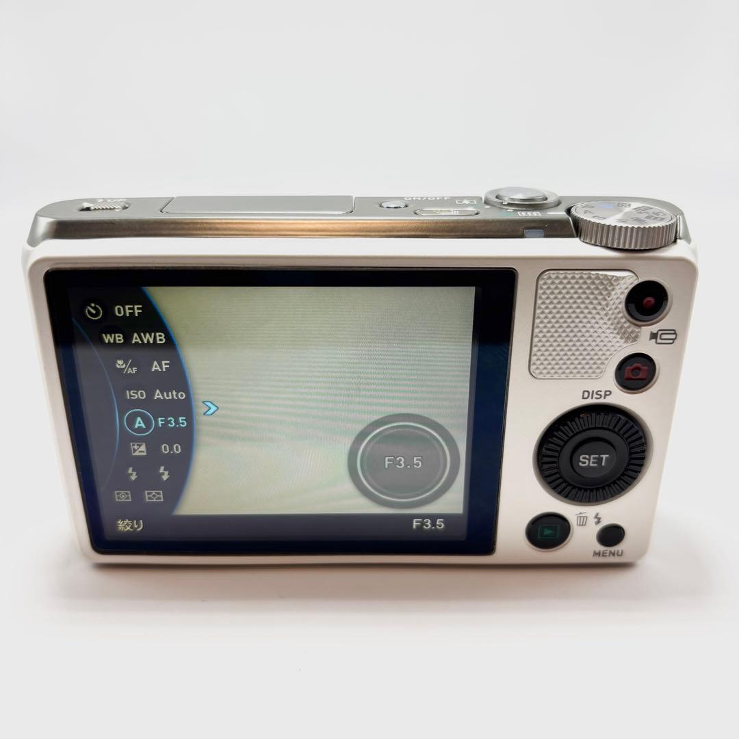 【美品】 CASIO EXILIM EX-ZR800 ホワイト デジタルカメラ