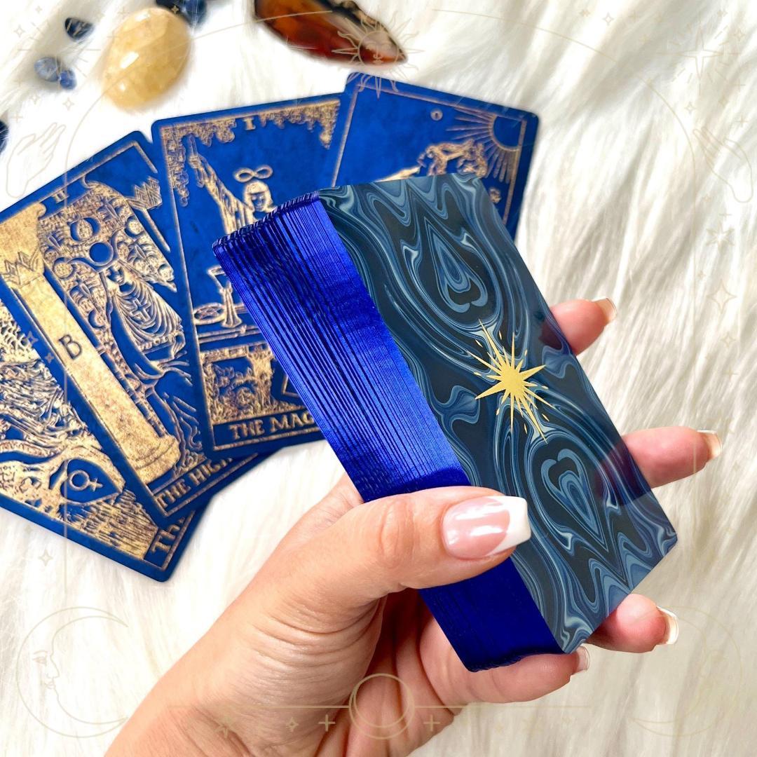 【正規品タロットカード】入手困難希少品✨美麗レア色✨豪華な藍色×ゴールドのデッキ