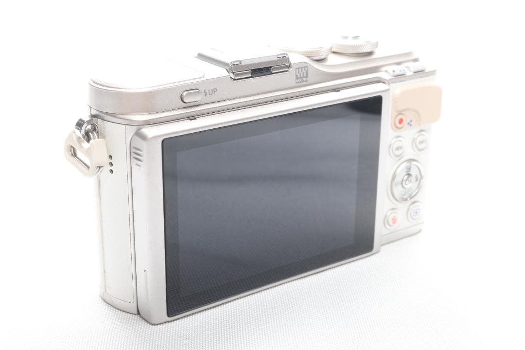 OLYMPUS PEN E-PL9 レンズキット(14-42mm) ホワイト