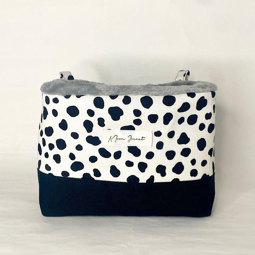 グータン様　オーダーページ ✩ お出かけポーチ モモンガポーチ