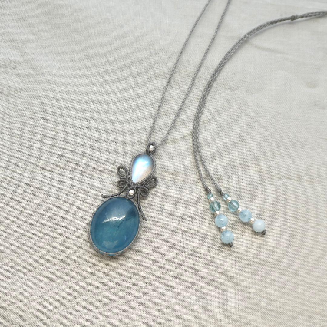宝石質ムーンストーン・アクアマリンのマクラメネックレス