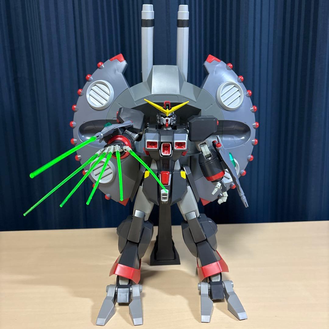 組立済み部分塗装　ＨＧ 1/144 デストロイガンダム