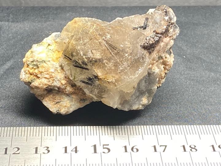 ザギ水晶　ザギマウンテンクォーツ　92g