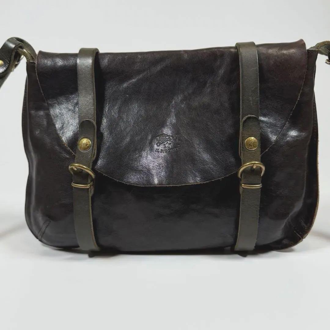 【美品】【希少】イルビゾンテ　ショルダーバッグ　オールレザー　ゴールド金具　黒系
