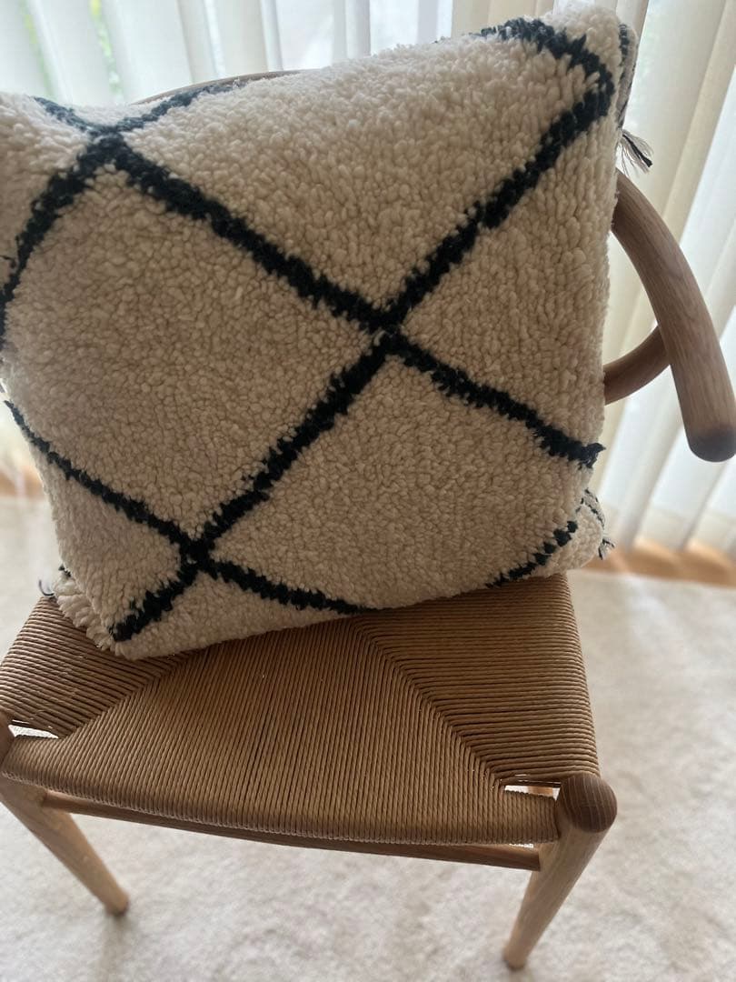 ベニワレン　クッションカバー新品 56cm×49cm