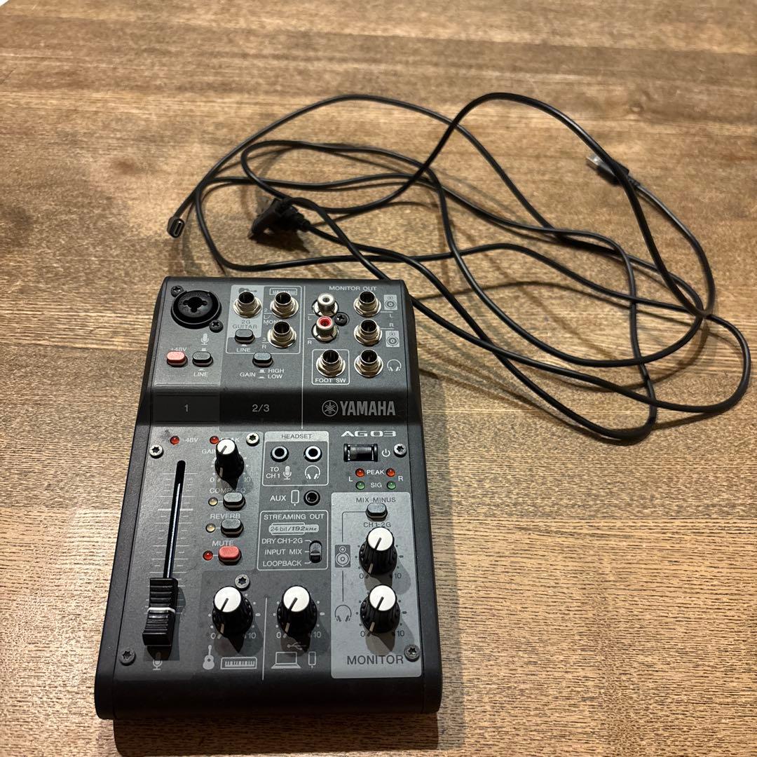 Yamaha AG03 DJミキサーとApple 純正Lightningコネクタ