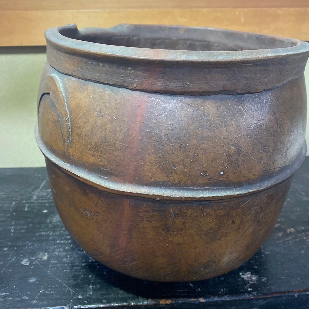 備前置き水指三日月に一文字