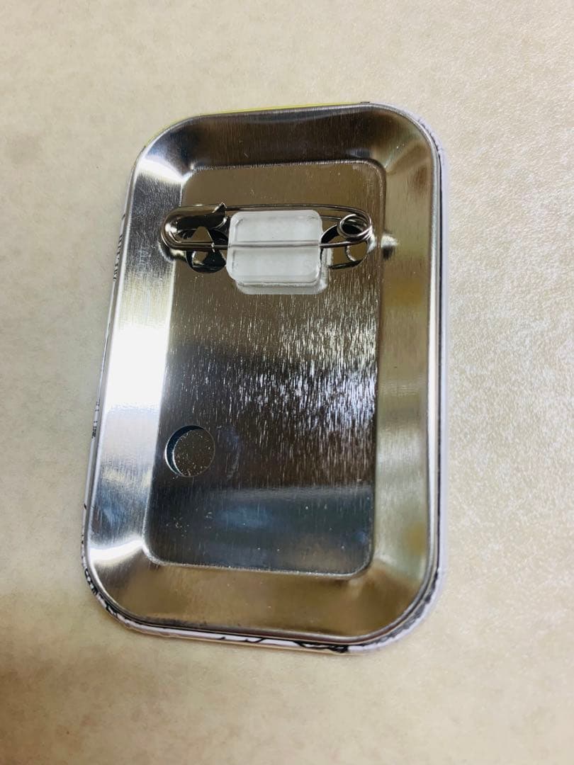 ACCA13区監察課 BADONカフェ 缶バッジ ニーノ　スクエア　まるかく