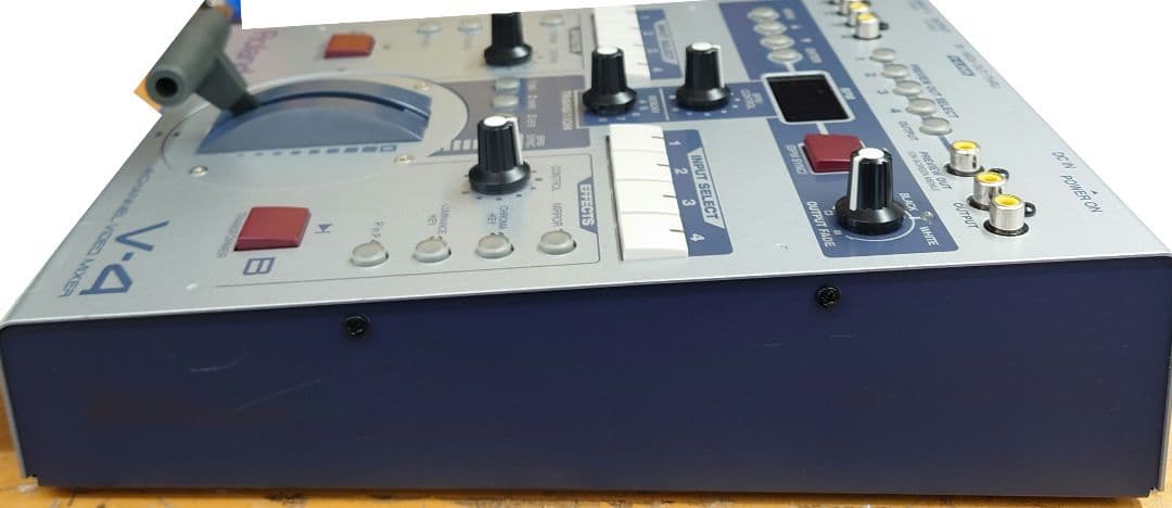 ■■【動作品】Roland V-4 4チャンネルビデオミキサー