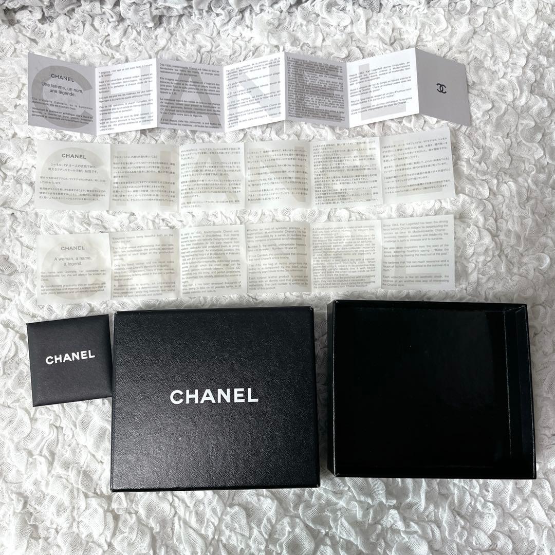 CHANEL ブラック 三つ折り財布　シャネル　ココマーク　レザー　コンパクト