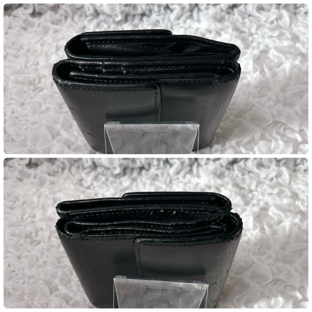 CHANEL ブラック 三つ折り財布　シャネル　ココマーク　レザー　コンパクト