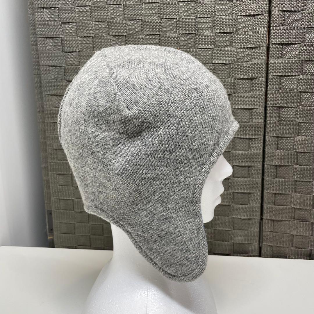 ゆ*う様 Vivienne Westwood 耳あて付きグレーのニット帽