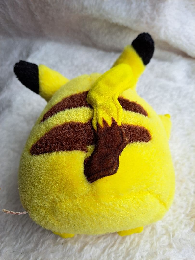 TOMYトミー　初期ピカチュウ　ぬいぐるみピースピカチュウ　当時物