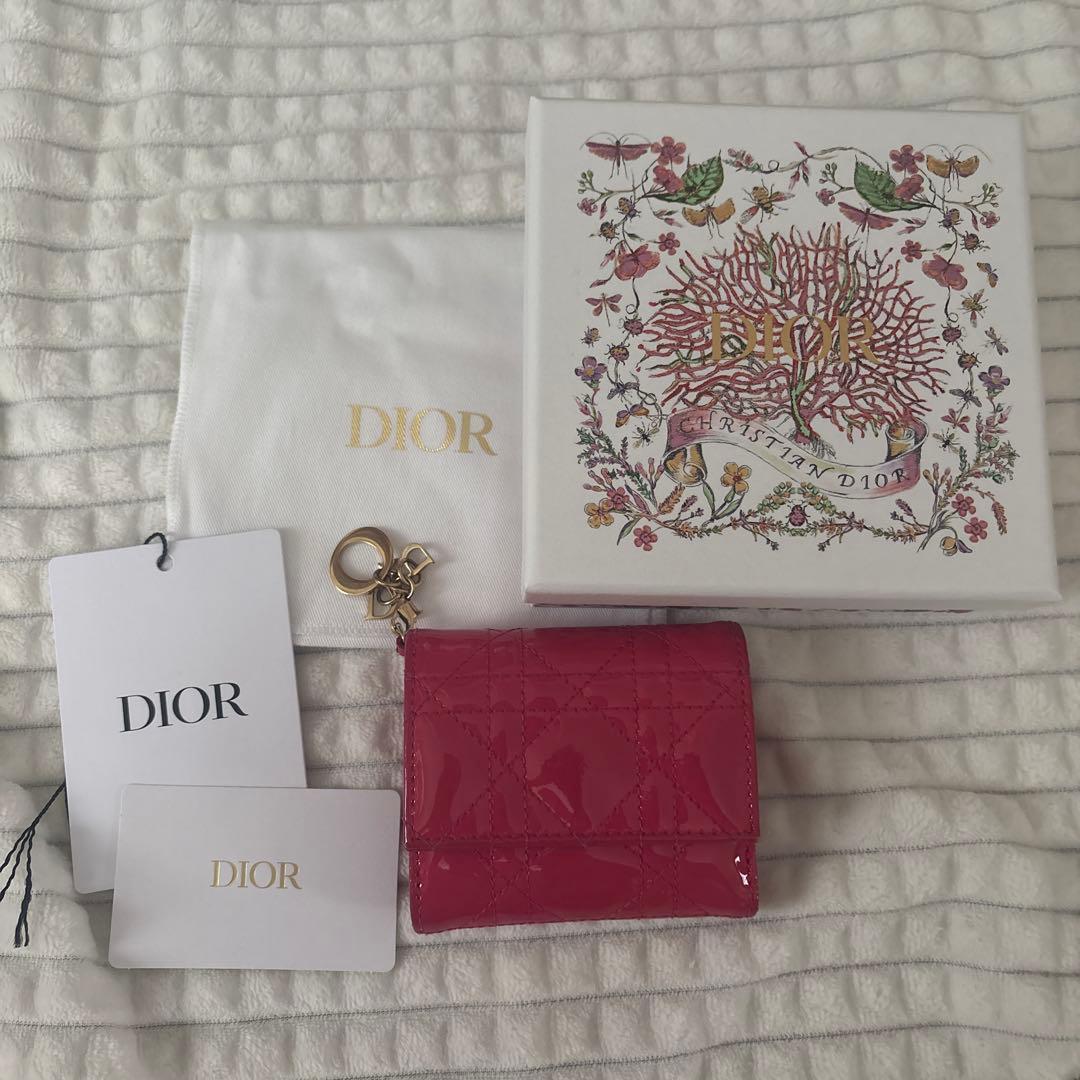 Lady Doir ロータスウォレットカナージュパテントカーフスキン【日本限定】