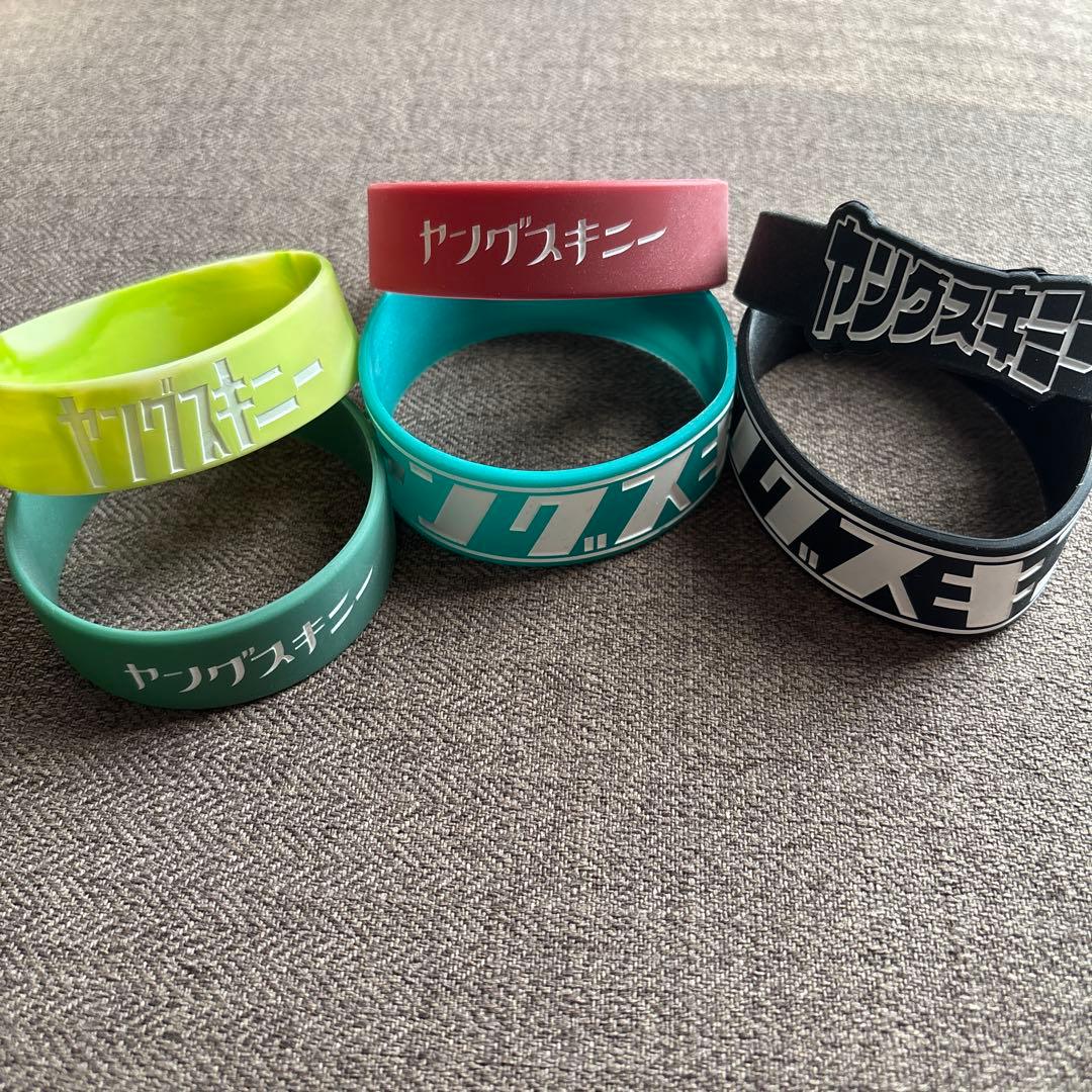 ヤングスキニー Saucy Dog reGretGirl マカロニえんぴつ