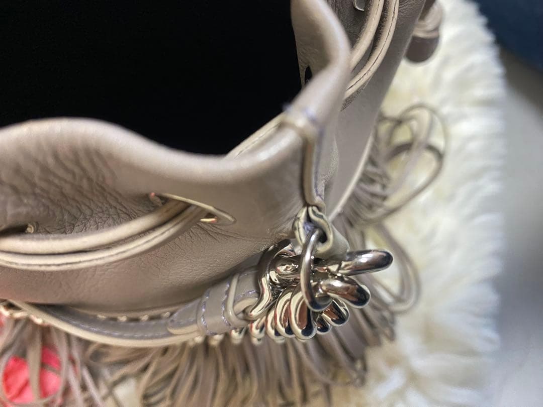 J&M DAVIDSON カーニバル フリンジレザーショルダーバッグ グレージュ