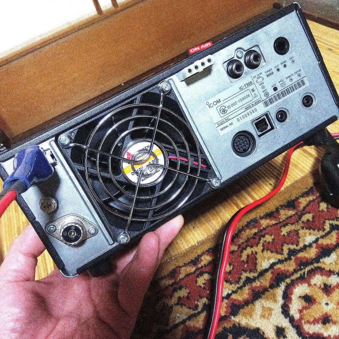 ICOM アイコム IC-7300M オールモード HFトランシーバー