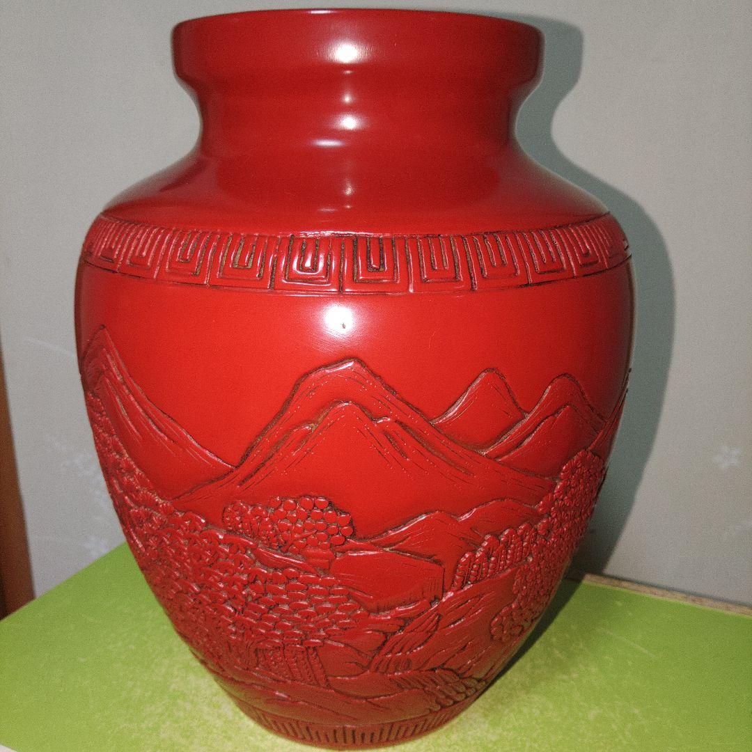 越後村上堆朱　山水図大花瓶　共箱付き