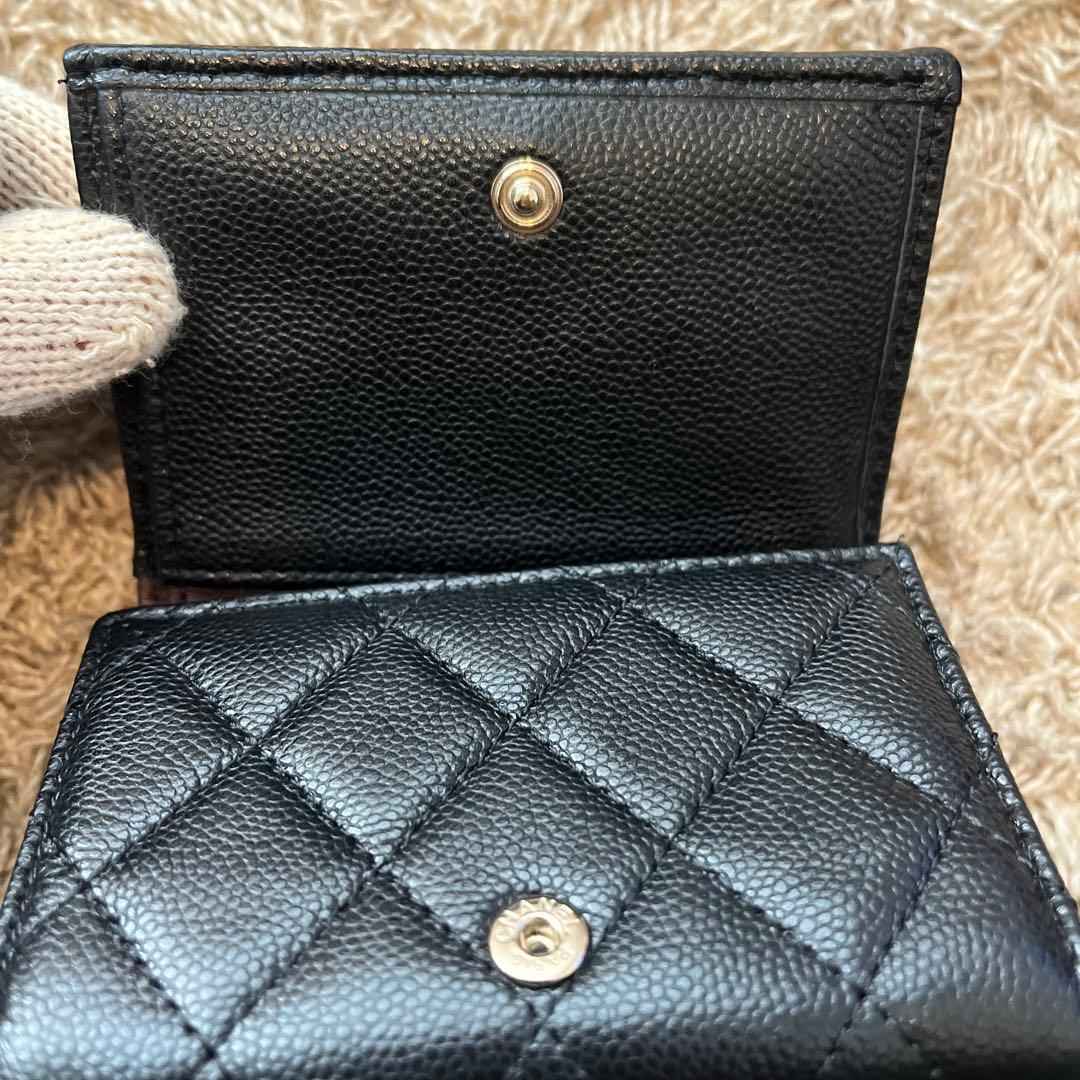 CHANEL クラシック　三つ折り　ミニ財布 ブラック