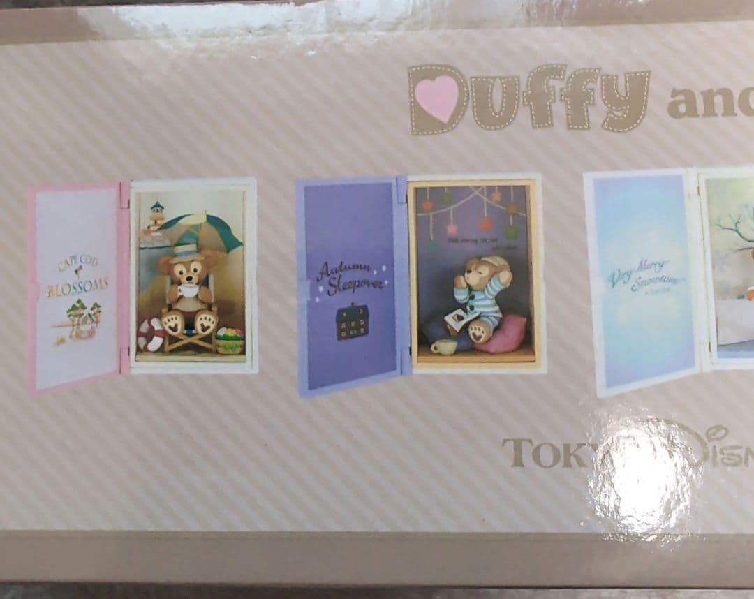 ダッフィー　20周年記念　フィギュア