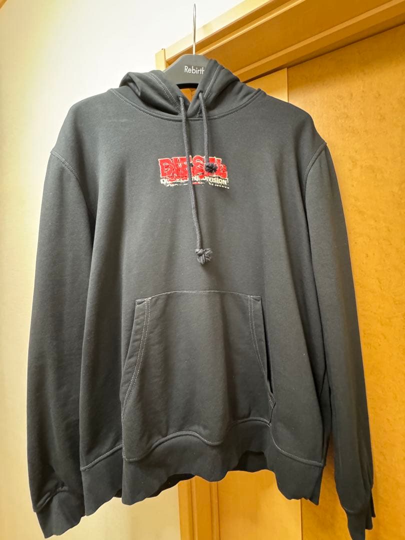 大人気のDIESEL グレー パーカー