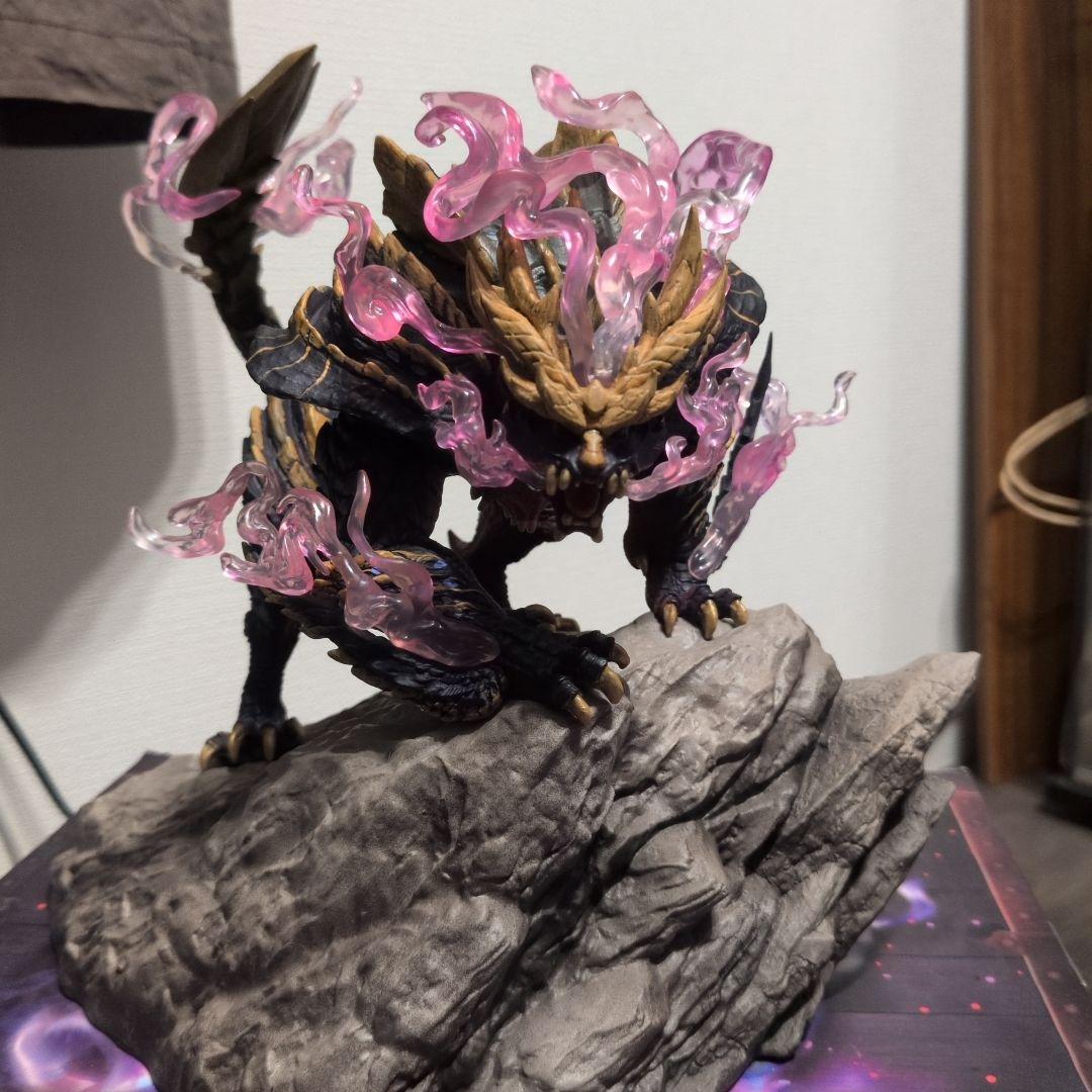 モンスターハンター　怨虎竜マガイマガド　傷あり　クリエイターズモデル