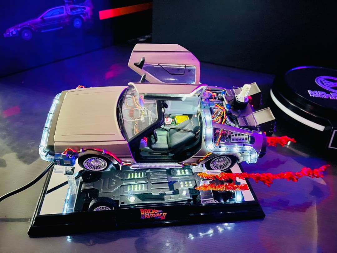 キッズロジック Magnetic Floating デロリアン 1/20