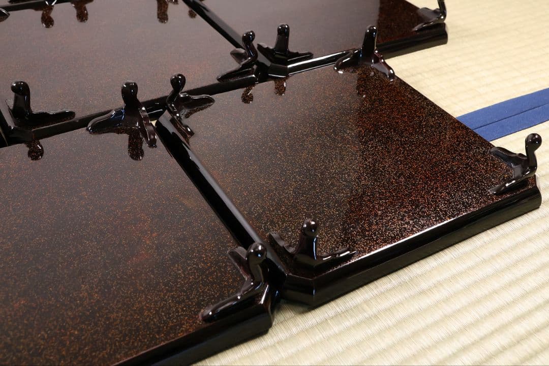 漆芸 山水松竹梅 蝋色塗硯蓋形座附膳 十客 金蒔絵 四方膳 蓬莱鶴亀【CM390