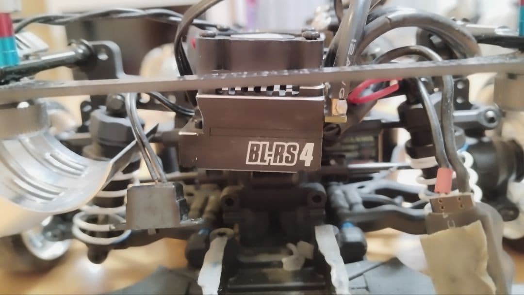 1月中限定価格　ヨコモ　YD-2ZS 　パンデムスープラボディ付き