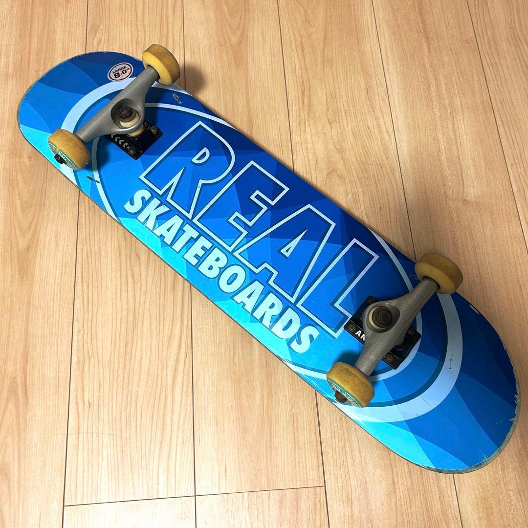 REAL 8.0インチ スケートボード コンプリートデッキ リアル