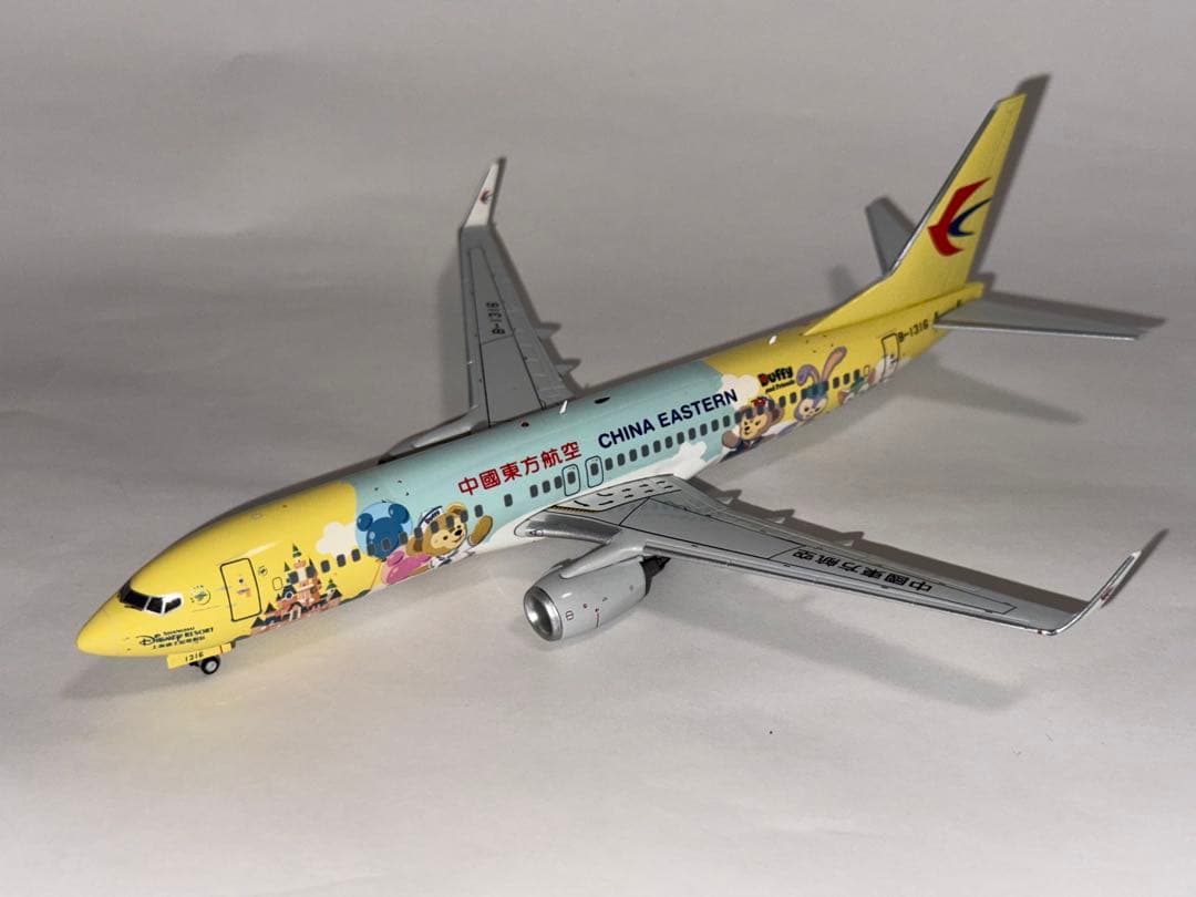 中国東方航空 B738 1/200