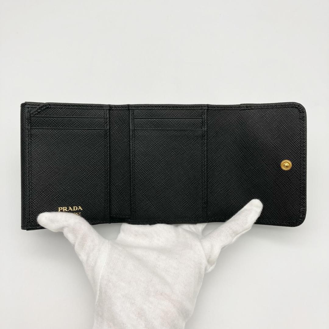 IC　プラダ　三つ折り財布　サフィアーノ　トライアングル　1MH043　766