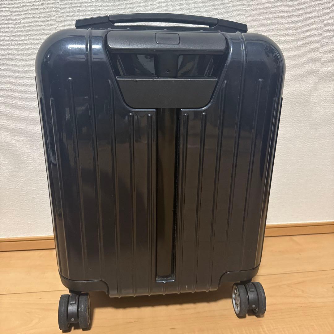 神龍高原　RIMOWA サルサエア 濃紺