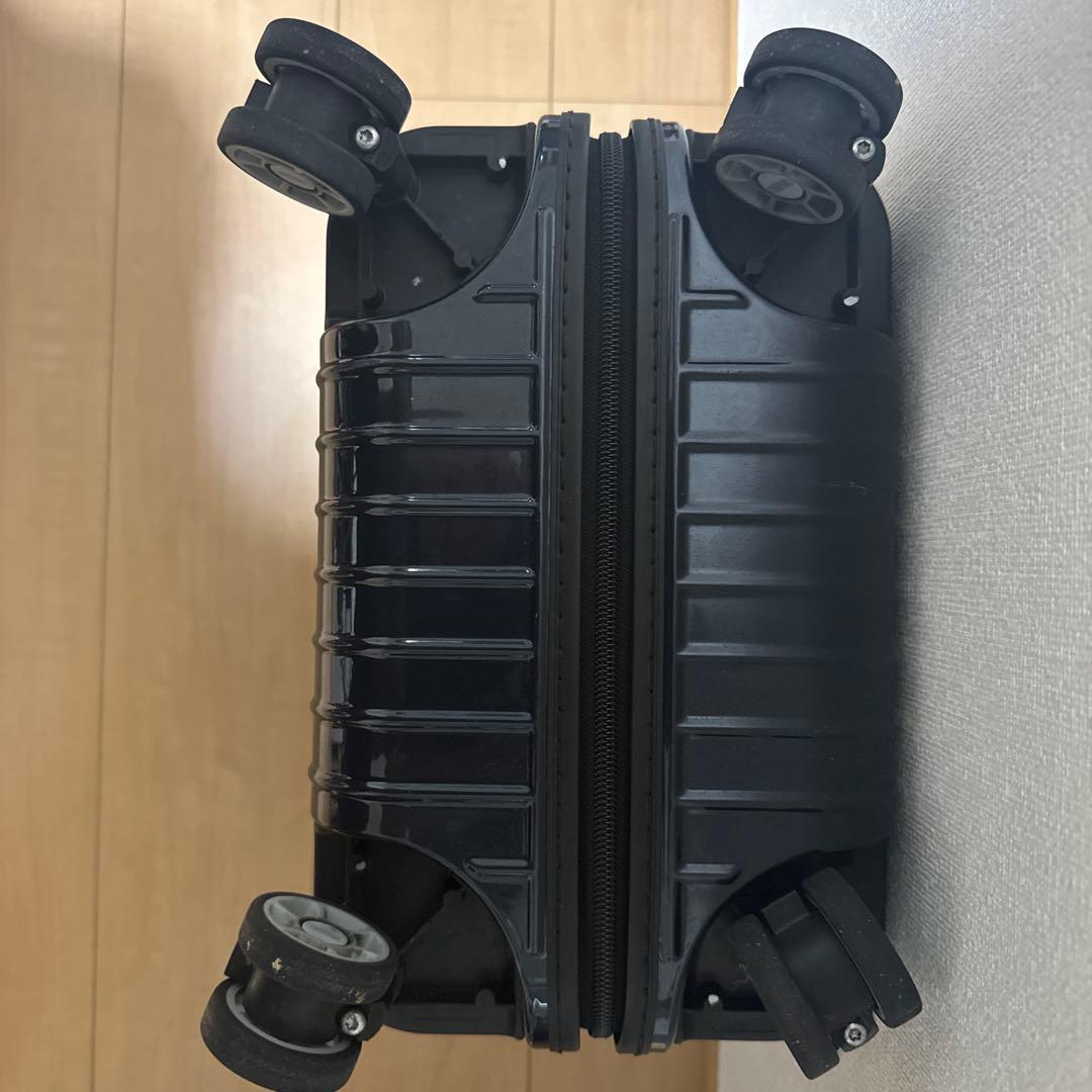 神龍高原　RIMOWA サルサエア 濃紺