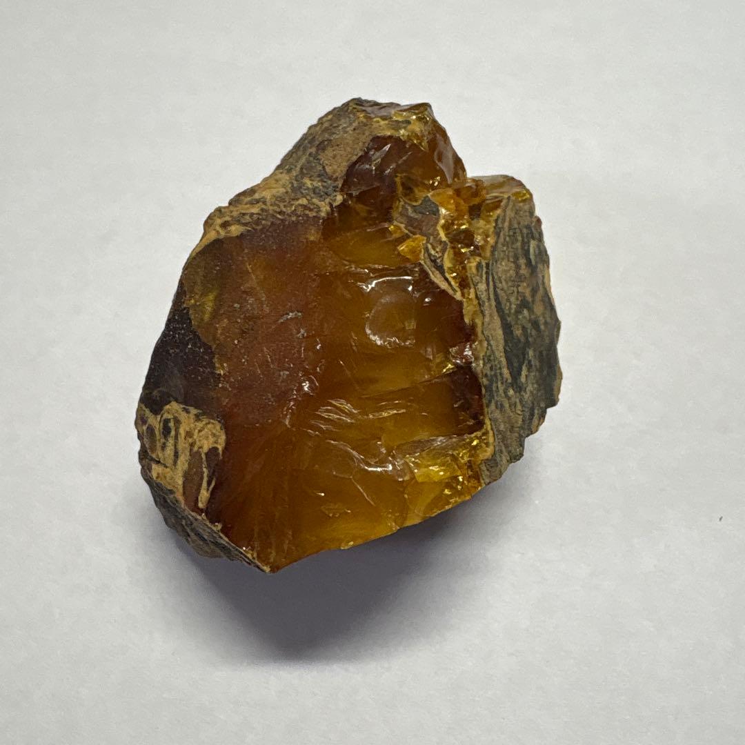 琥珀 アンバー 化石 宝石 原石 岩手県久慈産