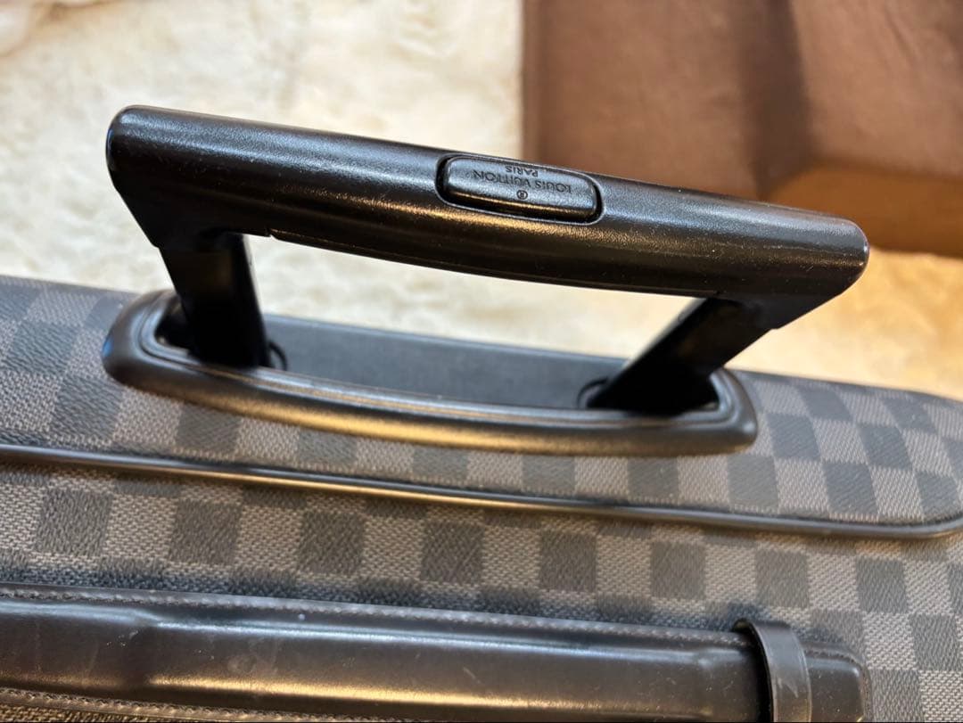 LOUIS VUITTON ペガス65 ダミエグラフィット