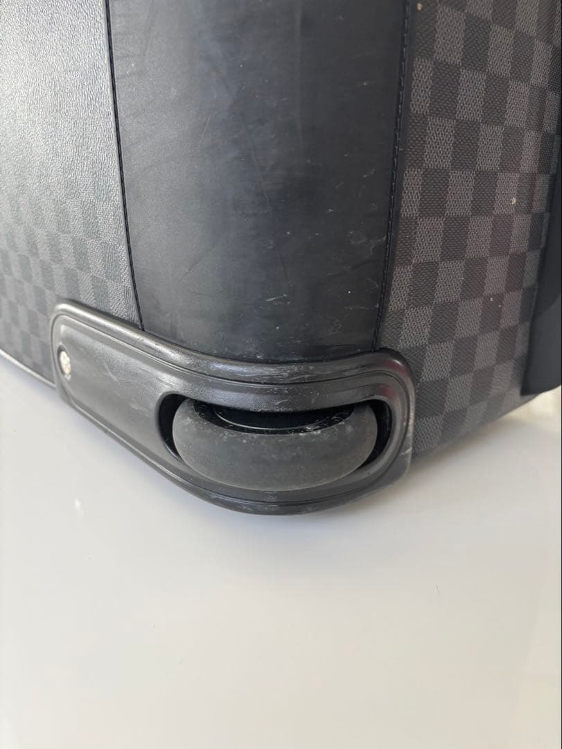 LOUIS VUITTON ペガス65 ダミエグラフィット