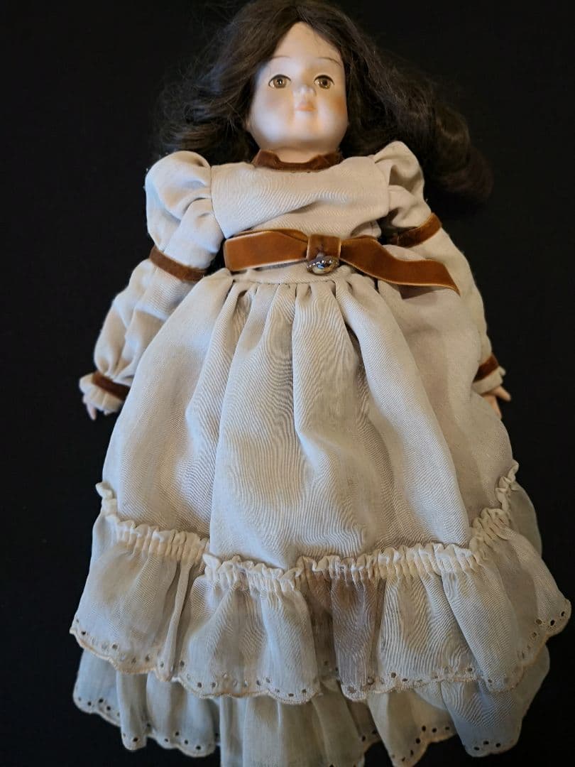 アンティークビスクドール