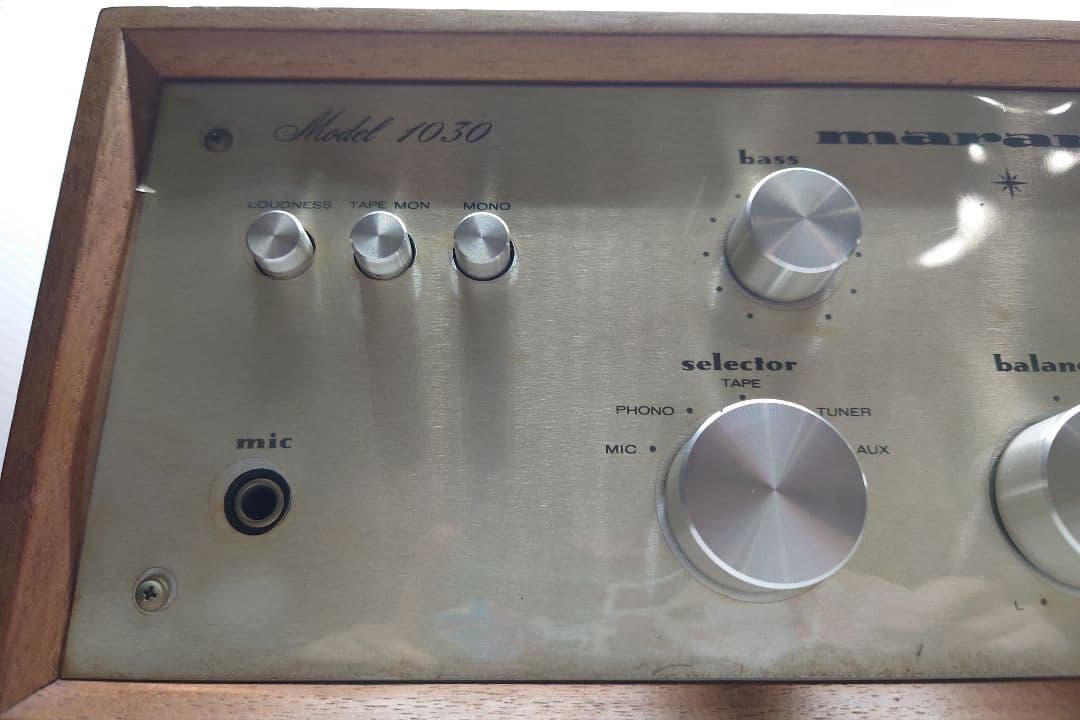 marantz Model 1030 プリメインアンプ 純正ウッドケース付き