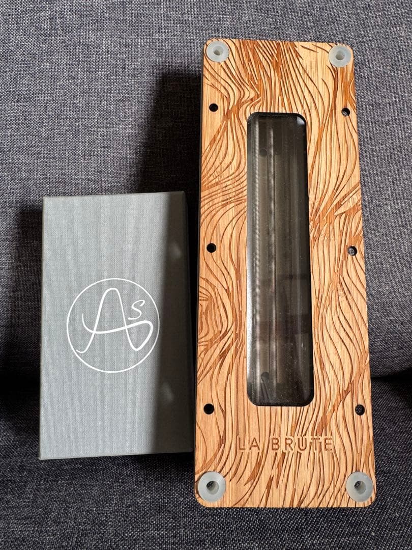 la brute スプリングリヴァーブ