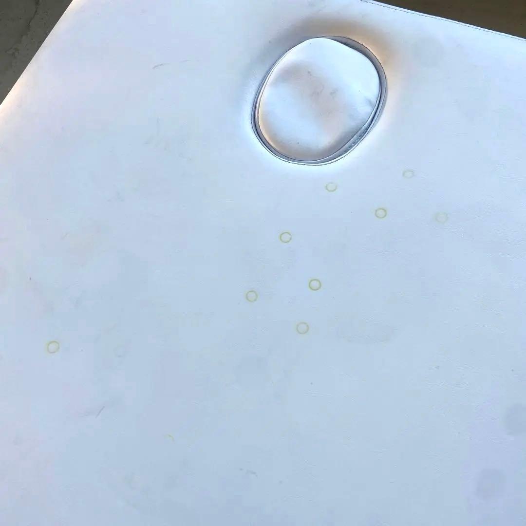 電動昇降ベッド　マッサージベッド サロン　ホワイト